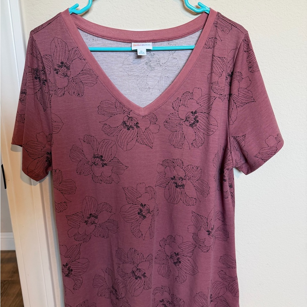 LuLaRoe Mauve Floral V-Neck Short Sleeve Top